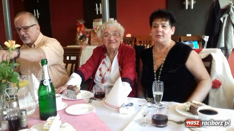 Zdjęcie w galerii na portalu naszraciborz.pl: 90. urodziny poetki Marii Wojtczak  wiadomości z regionu