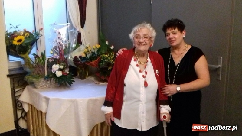 Zdjęcie w galerii na portalu naszraciborz.pl: 90. urodziny poetki Marii Wojtczak  wiadomości z regionu
