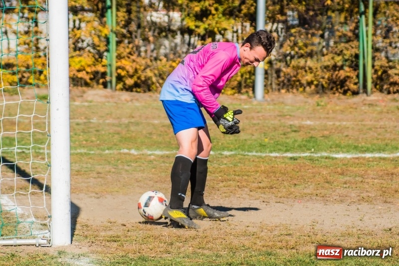 Zdjęcie w galerii na portalu naszraciborz.pl: MKS Gminy Lubomia gorszy od Wichru Płonia wiadomości z regionu