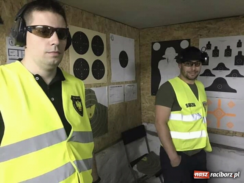 Zdjęcie w galerii na portalu naszraciborz.pl: Raciborzanie na strzeleckich zawodach w Rybniku wiadomości z regionu