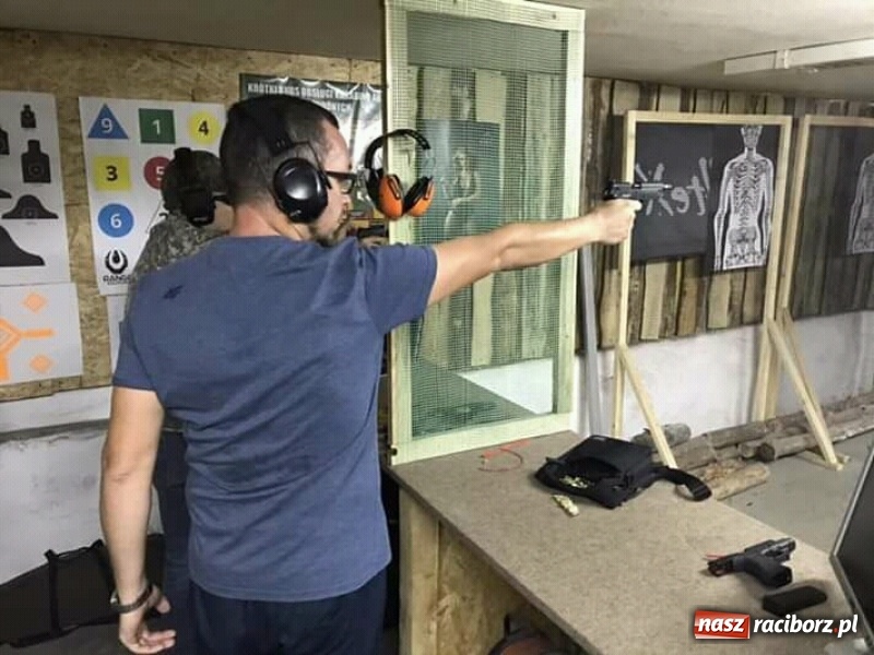 Zdjęcie w galerii na portalu naszraciborz.pl: Raciborzanie na strzeleckich zawodach w Rybniku wiadomości z regionu