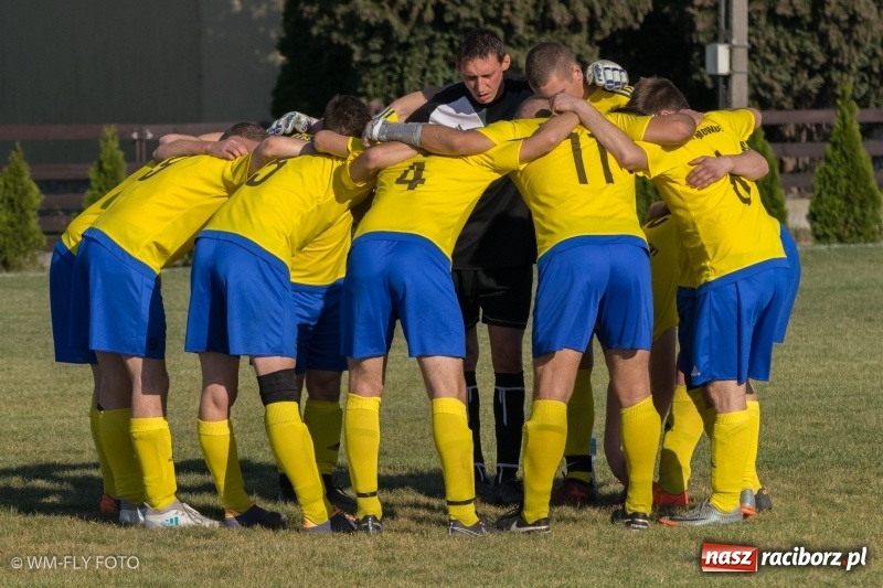 Zdjęcie w galerii na portalu naszraciborz.pl: Strzelanie rozpoczęli dopiero po przerwie. Adamowice pokonały Górki Śląskie wiadomości z regionu