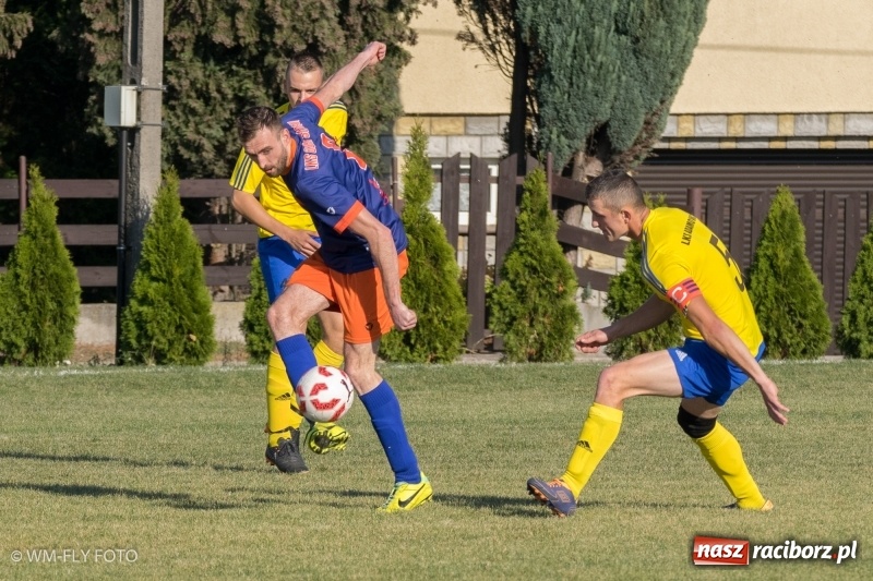 Zdjęcie w galerii na portalu naszraciborz.pl: Strzelanie rozpoczęli dopiero po przerwie. Adamowice pokonały Górki Śląskie wiadomości z regionu