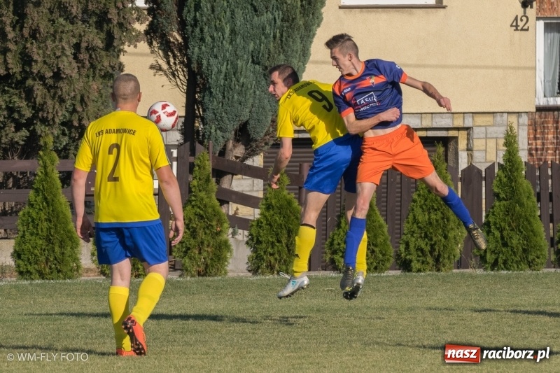 Zdjęcie w galerii na portalu naszraciborz.pl: Strzelanie rozpoczęli dopiero po przerwie. Adamowice pokonały Górki Śląskie wiadomości z regionu