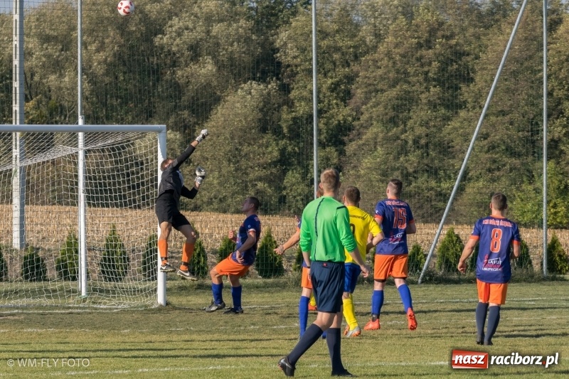 Zdjęcie w galerii na portalu naszraciborz.pl: Strzelanie rozpoczęli dopiero po przerwie. Adamowice pokonały Górki Śląskie wiadomości z regionu