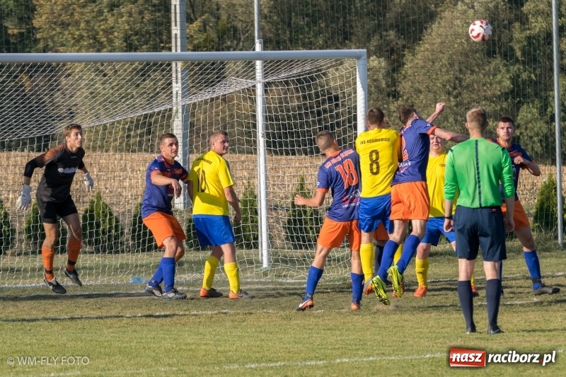 Zdjęcie w galerii na portalu naszraciborz.pl: Strzelanie rozpoczęli dopiero po przerwie. Adamowice pokonały Górki Śląskie wiadomości z regionu