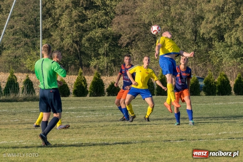 Zdjęcie w galerii na portalu naszraciborz.pl: Strzelanie rozpoczęli dopiero po przerwie. Adamowice pokonały Górki Śląskie wiadomości z regionu