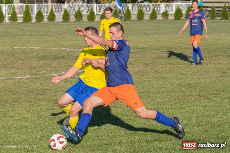 Zdjęcie w galerii na portalu naszraciborz.pl: Strzelanie rozpoczęli dopiero po przerwie. Adamowice pokonały Górki Śląskie wiadomości z regionu