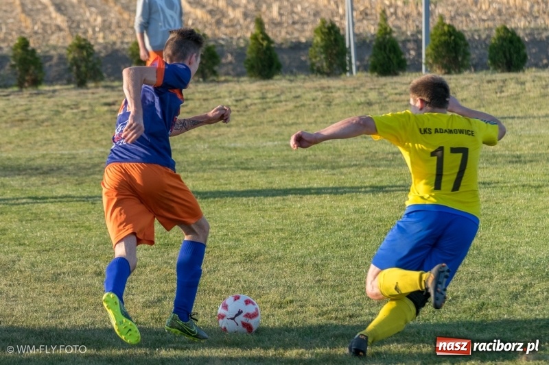 Zdjęcie w galerii na portalu naszraciborz.pl: Strzelanie rozpoczęli dopiero po przerwie. Adamowice pokonały Górki Śląskie wiadomości z regionu