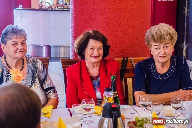 Zdjęcie w galerii na portalu naszraciborz.pl: Odznaki dla zasłużonych, czyli Dzień Seniora w Raciborzu wiadomości z regionu