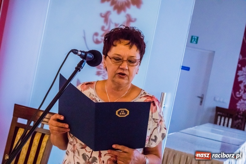 Zdjęcie w galerii na portalu naszraciborz.pl: Odznaki dla zasłużonych, czyli Dzień Seniora w Raciborzu wiadomości z regionu