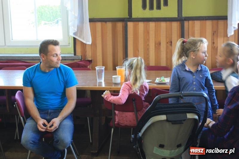 Zdjęcie w galerii na portalu naszraciborz.pl: W Borucinie obchodzono XVIII Dzień Papieski wiadomości z regionu