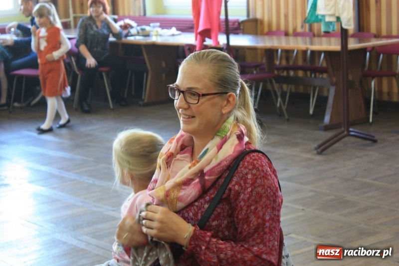 Zdjęcie w galerii na portalu naszraciborz.pl: W Borucinie obchodzono XVIII Dzień Papieski wiadomości z regionu