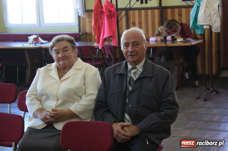 Zdjęcie w galerii na portalu naszraciborz.pl: W Borucinie obchodzono XVIII Dzień Papieski wiadomości z regionu