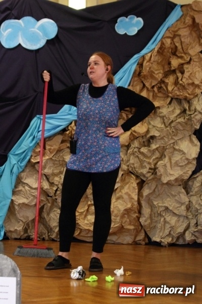 Zdjęcie w galerii na portalu naszraciborz.pl: Święto Edukacji Narodowej w raciborskim Ekonomiku wiadomości z regionu