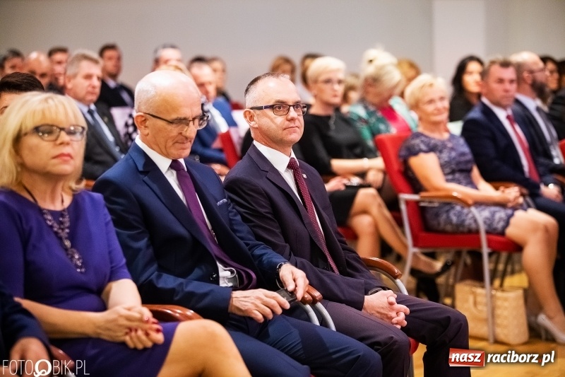 Zdjęcie w galerii na portalu naszraciborz.pl: Powiatowe obchody Dnia Edukacji Narodowej  wiadomości z regionu