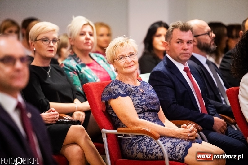 Zdjęcie w galerii na portalu naszraciborz.pl: Powiatowe obchody Dnia Edukacji Narodowej  wiadomości z regionu