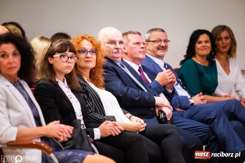 Zdjęcie w galerii na portalu naszraciborz.pl: Powiatowe obchody Dnia Edukacji Narodowej  wiadomości z regionu