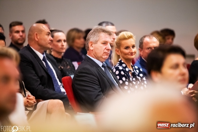 Zdjęcie w galerii na portalu naszraciborz.pl: Powiatowe obchody Dnia Edukacji Narodowej  wiadomości z regionu