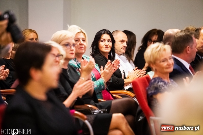 Zdjęcie w galerii na portalu naszraciborz.pl: Powiatowe obchody Dnia Edukacji Narodowej  wiadomości z regionu