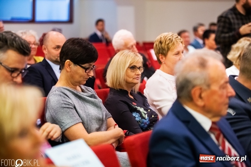 Zdjęcie w galerii na portalu naszraciborz.pl: Powiatowe obchody Dnia Edukacji Narodowej  wiadomości z regionu