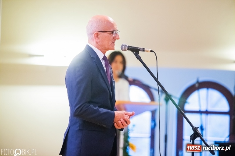 Zdjęcie w galerii na portalu naszraciborz.pl: Powiatowe obchody Dnia Edukacji Narodowej  wiadomości z regionu