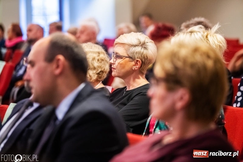 Zdjęcie w galerii na portalu naszraciborz.pl: Powiatowe obchody Dnia Edukacji Narodowej  wiadomości z regionu