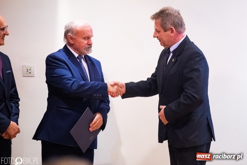 Zdjęcie w galerii na portalu naszraciborz.pl: Powiatowe obchody Dnia Edukacji Narodowej  wiadomości z regionu