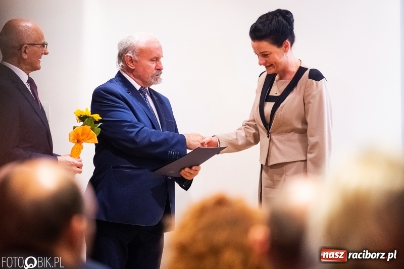 Zdjęcie w galerii na portalu naszraciborz.pl: Powiatowe obchody Dnia Edukacji Narodowej  wiadomości z regionu