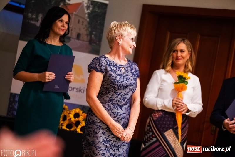 Zdjęcie w galerii na portalu naszraciborz.pl: Powiatowe obchody Dnia Edukacji Narodowej  wiadomości z regionu