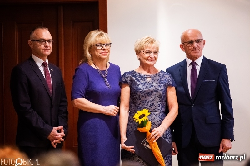 Zdjęcie w galerii na portalu naszraciborz.pl: Powiatowe obchody Dnia Edukacji Narodowej  wiadomości z regionu