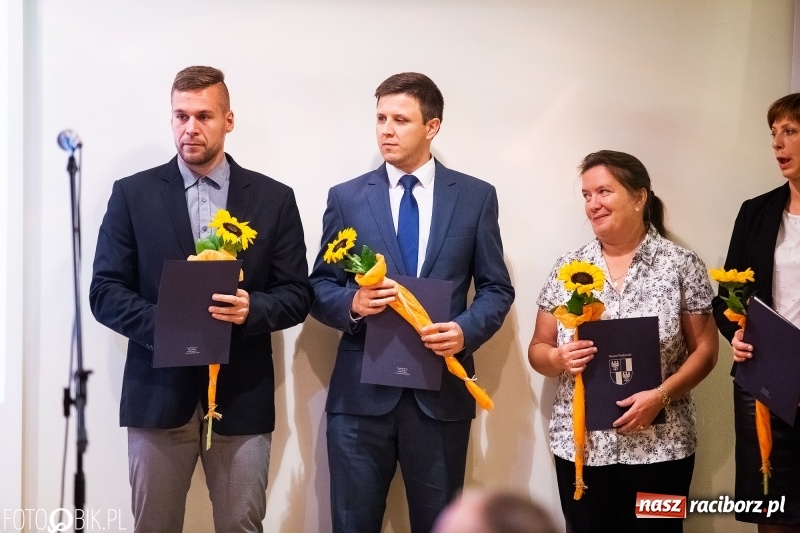 Zdjęcie w galerii na portalu naszraciborz.pl: Powiatowe obchody Dnia Edukacji Narodowej  wiadomości z regionu