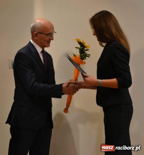 Zdjęcie w galerii na portalu naszraciborz.pl: Powiatowe obchody Dnia Edukacji Narodowej  wiadomości z regionu