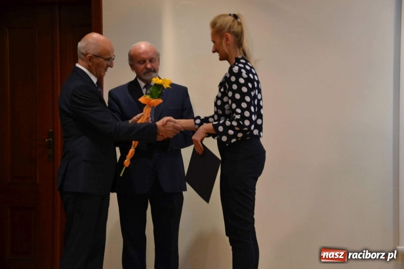 Zdjęcie w galerii na portalu naszraciborz.pl: Powiatowe obchody Dnia Edukacji Narodowej  wiadomości z regionu