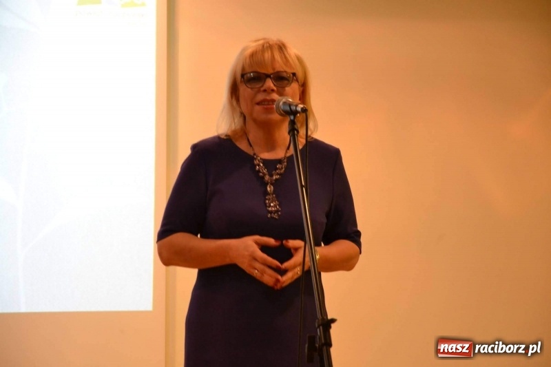 Zdjęcie w galerii na portalu naszraciborz.pl: Powiatowe obchody Dnia Edukacji Narodowej  wiadomości z regionu