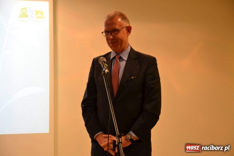 Zdjęcie w galerii na portalu naszraciborz.pl: Powiatowe obchody Dnia Edukacji Narodowej  wiadomości z regionu