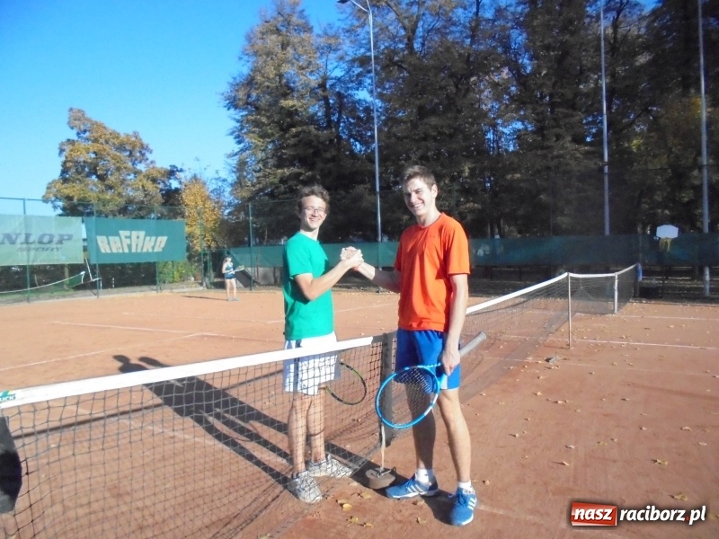 Zdjęcie w galerii na portalu naszraciborz.pl: Wojciech Rybiński zwycięzcą tenisowego turnieju Masters 2018 wiadomości z regionu