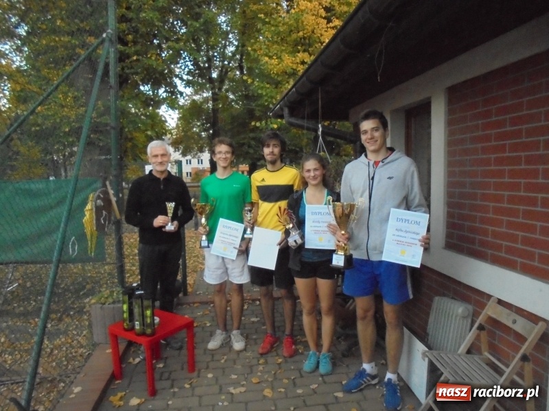 Zdjęcie w galerii na portalu naszraciborz.pl: Wojciech Rybiński zwycięzcą tenisowego turnieju Masters 2018 wiadomości z regionu