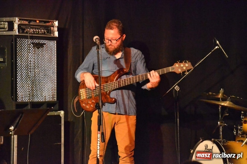 Zdjęcie w galerii na portalu naszraciborz.pl: Grażyna Łobaszewska - 40 lat na scenie - koncert na Zamku Piastowskim wiadomości z regionu