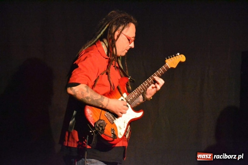 Zdjęcie w galerii na portalu naszraciborz.pl: Grażyna Łobaszewska - 40 lat na scenie - koncert na Zamku Piastowskim wiadomości z regionu