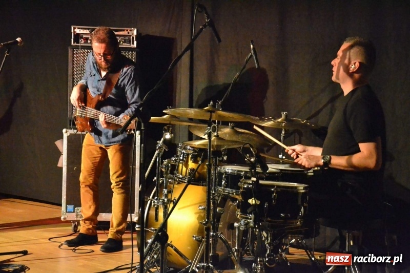 Zdjęcie w galerii na portalu naszraciborz.pl: Grażyna Łobaszewska - 40 lat na scenie - koncert na Zamku Piastowskim wiadomości z regionu