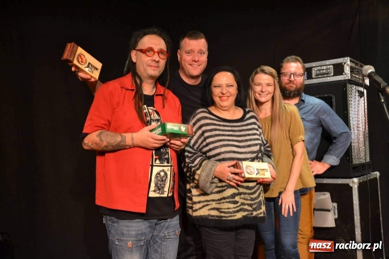 Zdjęcie w galerii na portalu naszraciborz.pl: Grażyna Łobaszewska - 40 lat na scenie - koncert na Zamku Piastowskim wiadomości z regionu