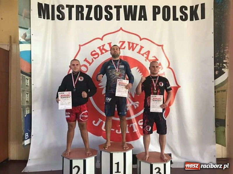 Zdjęcie w galerii na portalu naszraciborz.pl: Łamatorzy przywieźli medale z Mistrzostw Polski  wiadomości z regionu