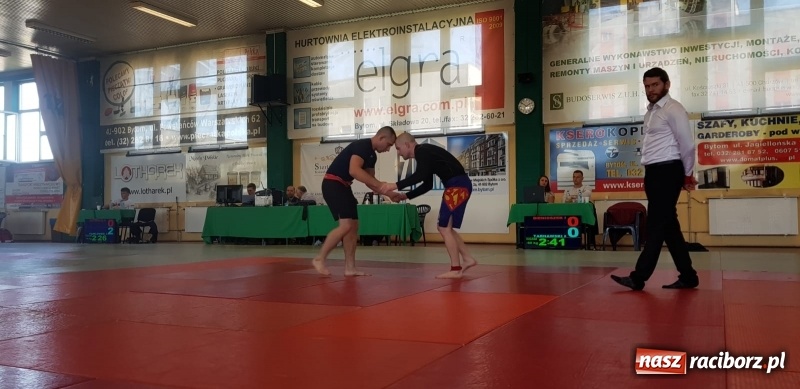 Zdjęcie w galerii na portalu naszraciborz.pl: Łamatorzy przywieźli medale z Mistrzostw Polski  wiadomości z regionu