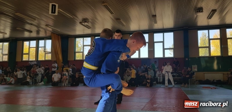 Zdjęcie w galerii na portalu naszraciborz.pl: Łamatorzy przywieźli medale z Mistrzostw Polski  wiadomości z regionu