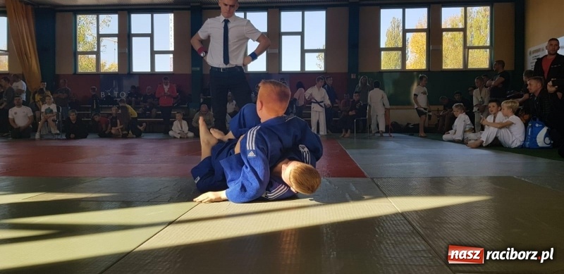 Zdjęcie w galerii na portalu naszraciborz.pl: Łamatorzy przywieźli medale z Mistrzostw Polski  wiadomości z regionu