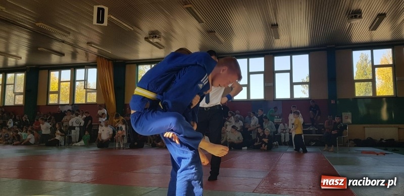 Zdjęcie w galerii na portalu naszraciborz.pl: Łamatorzy przywieźli medale z Mistrzostw Polski  wiadomości z regionu