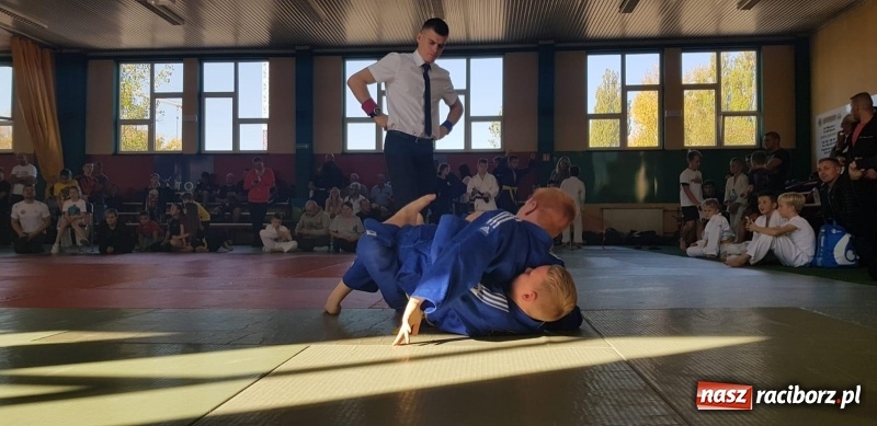 Zdjęcie w galerii na portalu naszraciborz.pl: Łamatorzy przywieźli medale z Mistrzostw Polski  wiadomości z regionu