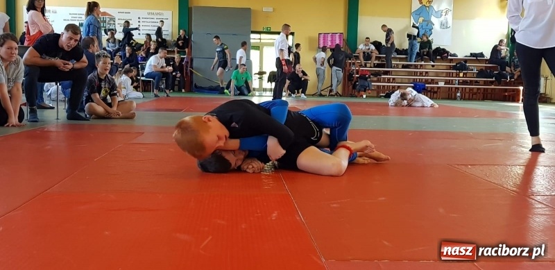 Zdjęcie w galerii na portalu naszraciborz.pl: Łamatorzy przywieźli medale z Mistrzostw Polski  wiadomości z regionu