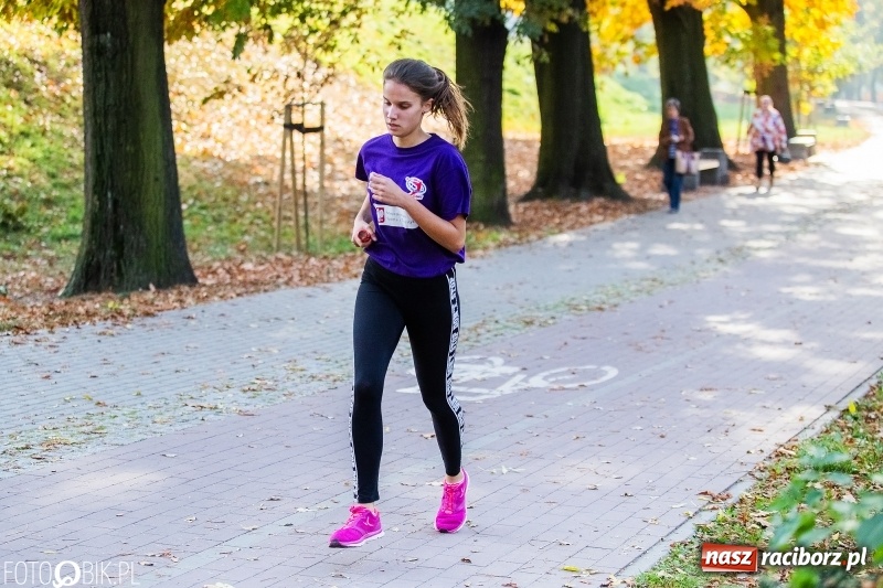 Zdjęcie w galerii na portalu naszraciborz.pl: Uczniowie SP 15 i SP 18 najlepsi w finale miejskim biegów przełajowych wiadomości z regionu
